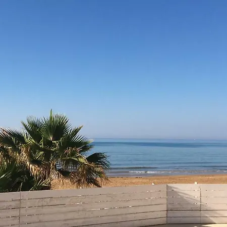 Bed and breakfast L'onda 3*