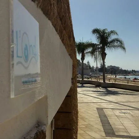 L'onda Bed and breakfast 3*